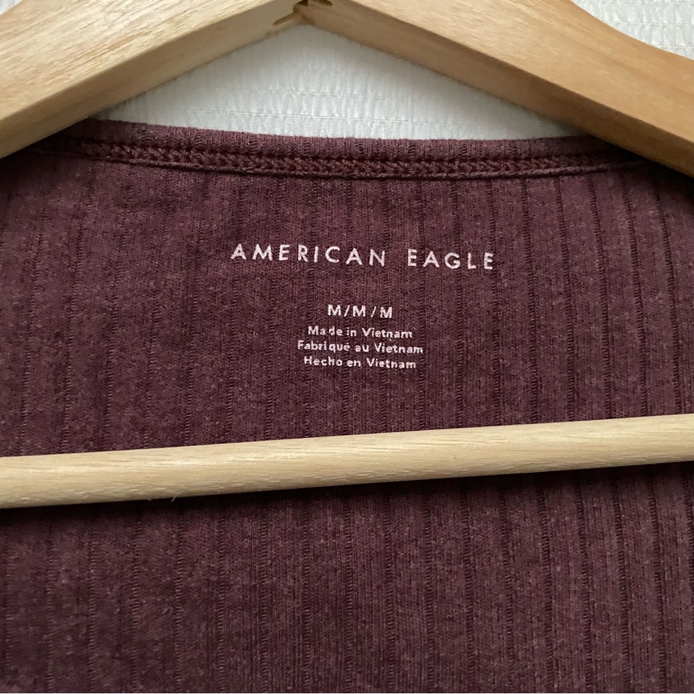 AEO Ribbed Button Down Crop Top - Picture 8 of 9